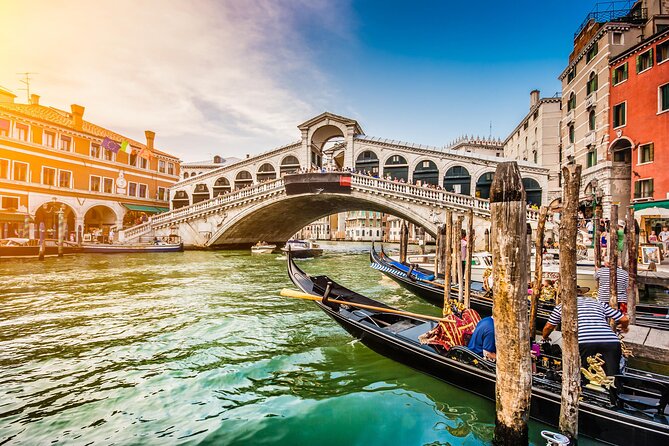 Private Venice 2 hrs Tour: Boat & Walking Tour with food tasting - The Included Food Tasting: Pastry, Coffee, or Cicchetti and Wine