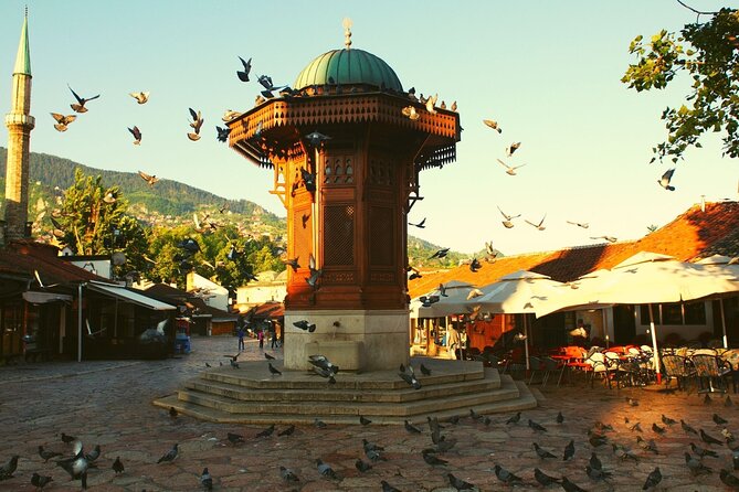 Private Walking Tour, Food Tasting and Bosnian Coffee in Sarajevo - Gazi Husrev-beg Mosque and Bezistan: religious architecture plus market culture