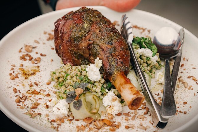 Queenstown Wine & Food Tour: Scenery, Tastings & Delicious Lunch! - Key highlights at a glance