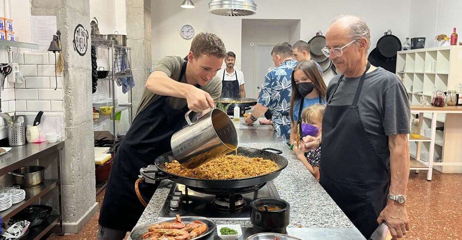 Real Paella Cooking Class – Market Visit & Sangría Workshop - Meeting point at San Valero: get there early and you’ll feel relaxed
