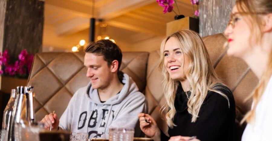 Reykjavik: Guided Foodie Walking Tour with 6 Tastings - The 3-hour pacing: how five venues become a full meal in tastings