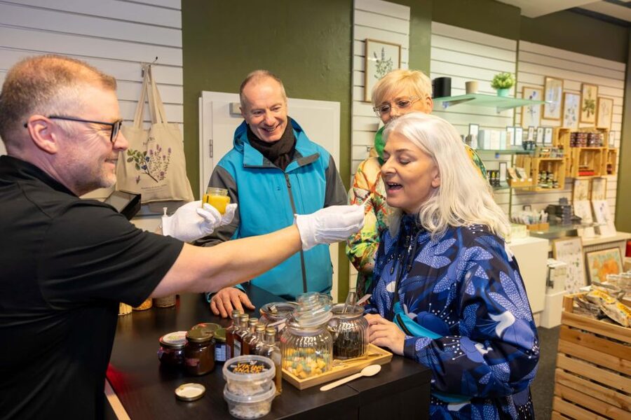 Reykjavik: Icelandic Food Tour - Stop 1: the first restaurant tasting hour (how the tour eases you in)