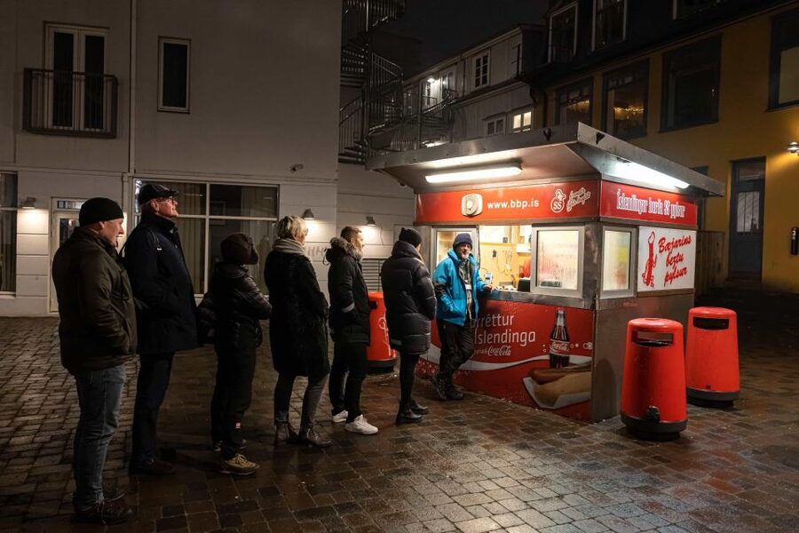 Reykjavik: Icelandic Food Tour - Final stop: beer, Brennivin, and the fermented shark moment