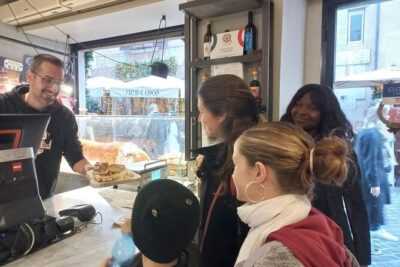 Rome: Food tasting tour in Trastevere - Where you start: Touristation Navona near Piazza Navona