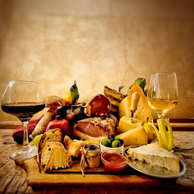 Rome Food Tasting with Wine Paring in Trastevere Experience - What’s actually on the table: DOP/IGP classics, not generic plates