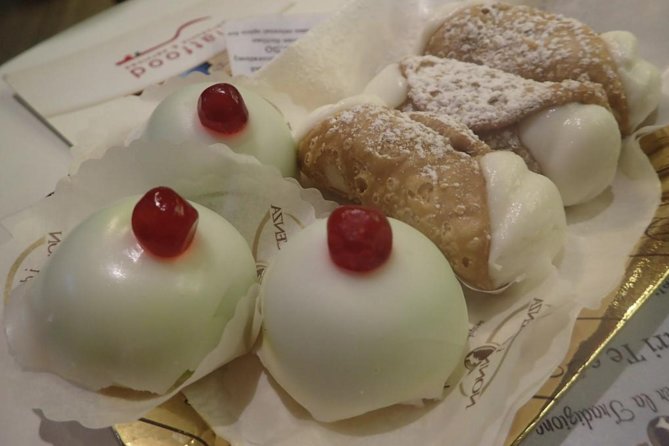 Rome Food Tour by Night in the Jewish Ghetto & Campo Marzio with Wine Tasting - Campo dè Fiori to Parione/Regola: pizza, salami, and the Theater of Pompeo