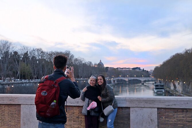 Rome Food Tour: Hidden Gems of Trastevere with Dinner & Wine - Stop 3: A Cozy Roman Dinner with Three Courses and Limoncello