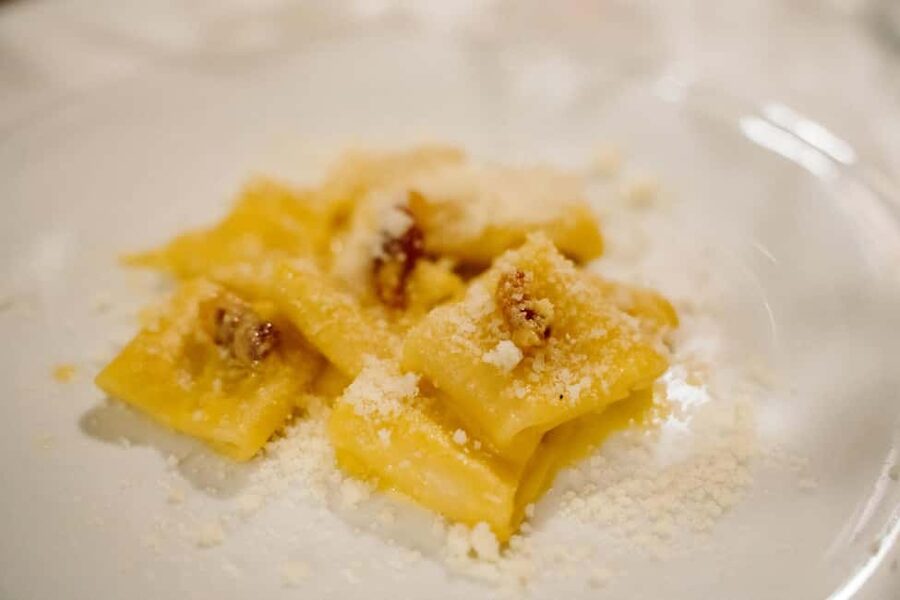 Rome Food Tour: Trastevere Aperitivo, Wine & Pasta Dinner - Enoteca aperitivo: prosecco, cheeses, and cured meats
