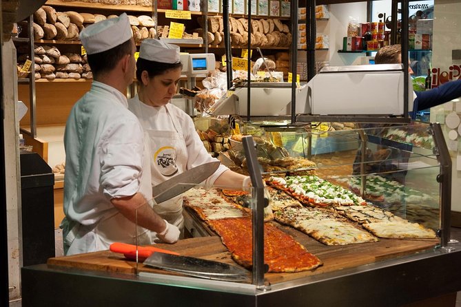 Rome Private Wine & Food Tour Trastevere, Ghetto, Campo de Fiori - Historic pizza and bread stops: Antico Quartiere favorites