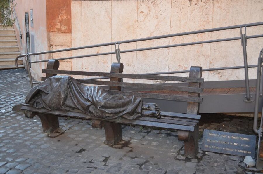 Rome: Trastevere and Jewish Ghetto Street Food Walking Tour - Food portions, drinks, and dietary reality checks