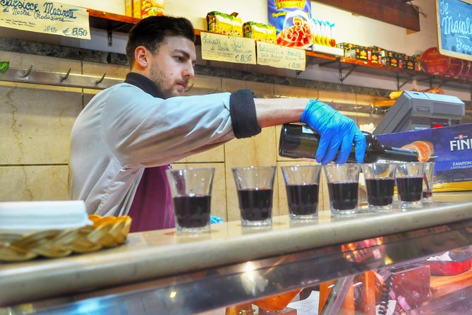Rome: Trastevere Food Tour Wine Tasting and Local Expert Guide - Stop 1: family-run Roman starters, street food, and a real dinner