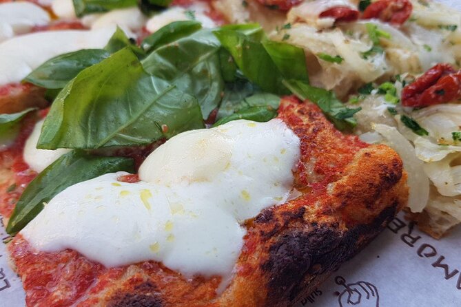 Rome: Trastevere Food tour with Free-Flowing Fine Wine - Trastevere on a food-and-wine walk: what makes this area work