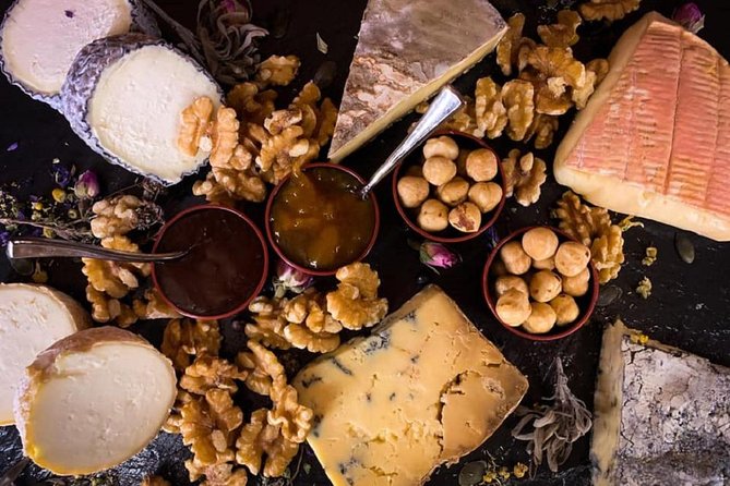 Rome: Trastevere Ultimate Food Tour by Do Eat Better - How the Guide Adds Value Beyond the Food Stops
