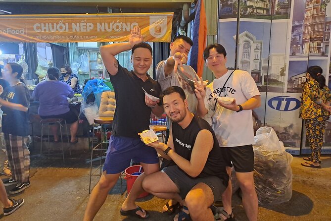 Saigon Food Tour by Scooter with Eleven Tastings - Nguyen Thien Thuat Apartment Area: Hue Beef Noodle Soup Plus Sugarcane Cool-Down