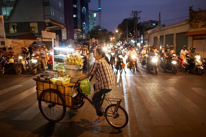 Saigon Sight & Food Tour By Night (Private Tour) - French Colonial Landmarks: Notre-Dame, Post Office, Opera House, and Saigon City Hall