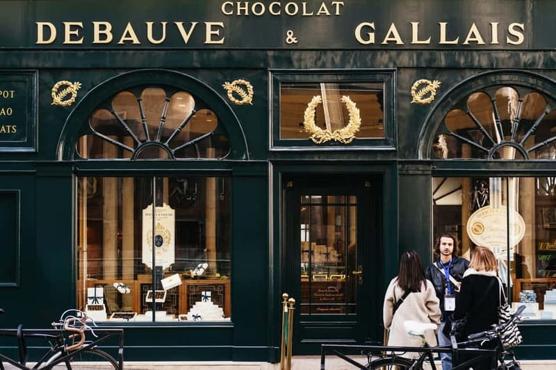 Saint-Germain: Gourmet Chocolate & Pastry Walking Food Tour - Debauve & Gallais: starting at a store with a royal reputation