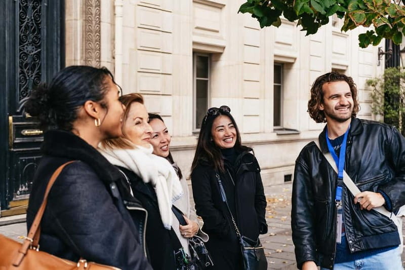 Saint-Germain: Gourmet Chocolate & Pastry Walking Food Tour - Saint-Sulpice and Rue de Buci: why the walk matters between bites
