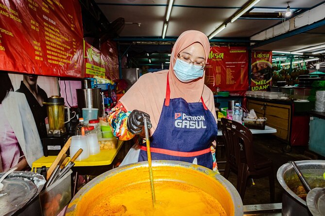Sambal Streets Kuala Lumpur Food Tour with 15+ Tastings - Food Safety, Halal Certainty, and Diet Reality on a Street-Style Tour