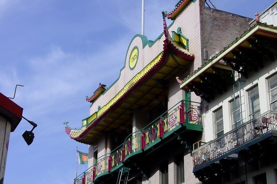 San Francisco: Chinatown Culinary Walking Tour - Buddhist temple inside an old cathedral setting