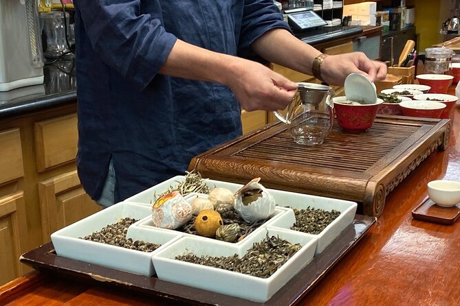 San Francisco Chinatown Food Tour - Golden Gate Fortune Cookies Co: Watch the Snack Get Invented