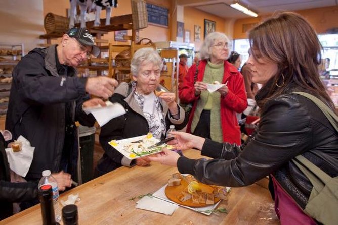 San Francisco Food Tour: Ferry Building and Ferry Plaza Farmers Market - How a Max of 10 People Changes the Whole Experience