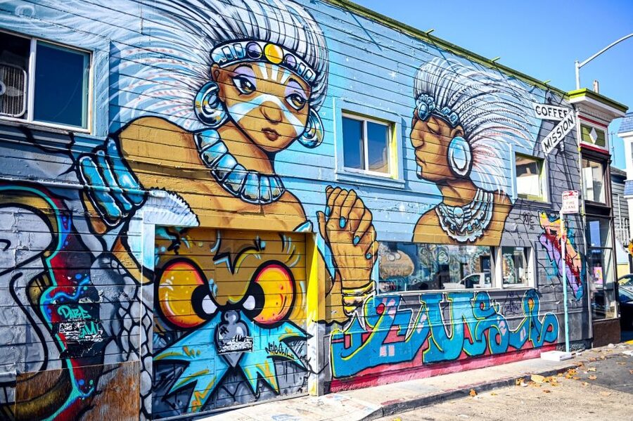 San Francisco: Mission District Food Tour with 6 Tastings - Stop 4: traditional Mexican sweet bread for your reset