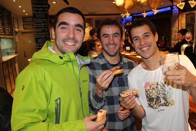 San Sebastian food tour: Pintxo tasting paired with Spanish wines - Pairings matter: wine, cider, and liqueur with a plan