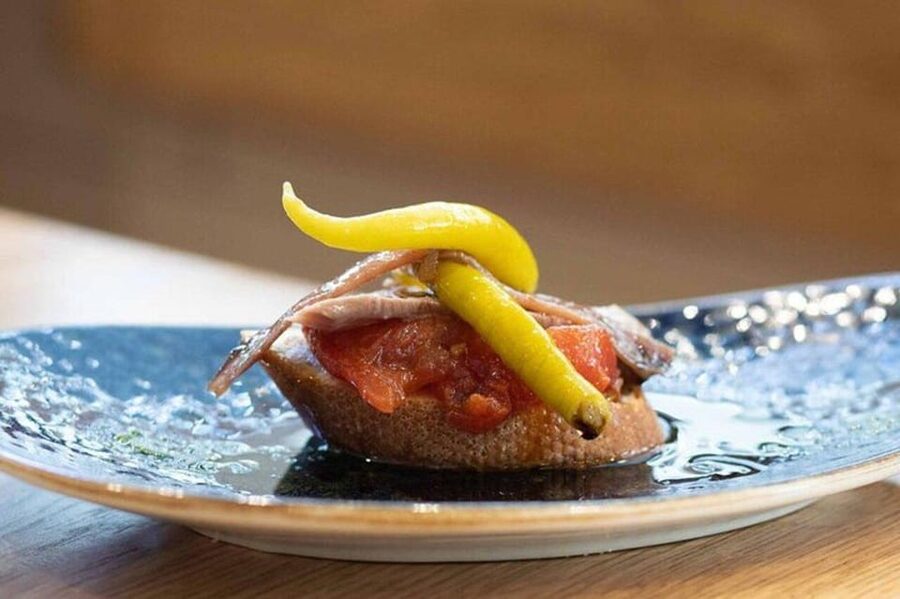 San Sebastian Food Tour: Pintxo Tasting Paired with Wines - How the Route Works: Bar Hops Built Around Pintxos