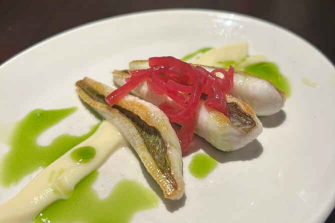 San Sebastian Food Tour: Pintxos, Drinks, and Tapas with a Local - Stop 1: City Hall and the Gilda moment that starts the flavor story