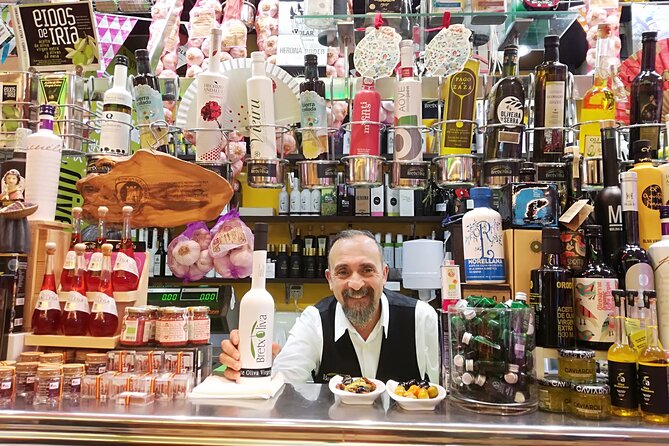 San Sebastian Pintxo Food, Wine & Market Foodie Tour(Small Group) - A pintxos tour that saves you from guessing