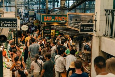 San Telmo: Historical Guided Tour with Street Food & Drinks - San Telmo Market Tastings: Appetizers, Antiques, and a Bodegón-Style Stop