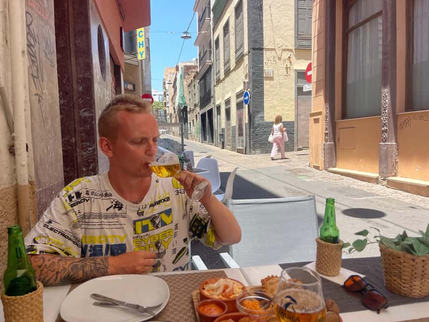 Santa Cruz guided bike tour 1,5 hour + Tapas - Plaza de la Candelaria: your first look at the city’s layout