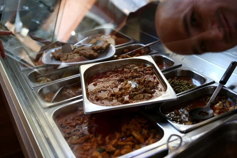 Sarajevo: Sarajevo City Market, Old Town Food Tasting Tour - Key things that make this tour worth your time