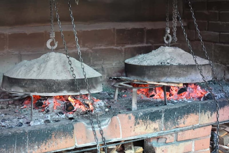 Sarajevo: Sarajevo City Market, Old Town Food Tasting Tour - Soup, sahan, and the warm comfort of Sarajevo (Aščinica stops)