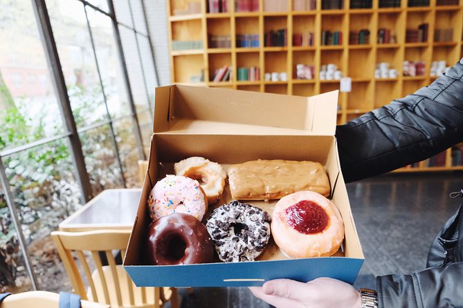Seattle Delicious Donut Adventure & Walking Food Tour - Pace and walking comfort: what to know before you lace up