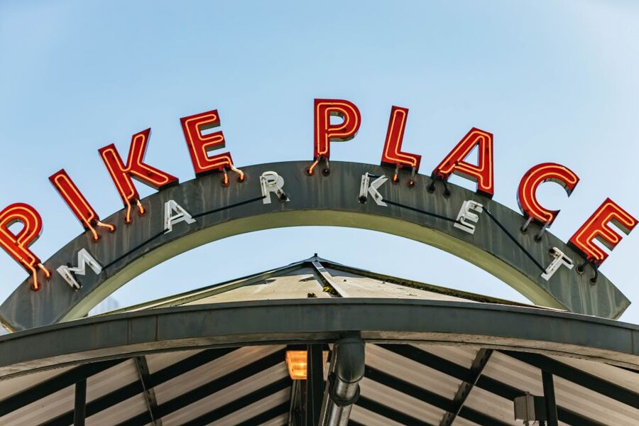Seattle: Pike Place Market Chef-Guided Food Tour - Learning how to pick meat and fresh produce (not just tasting it)