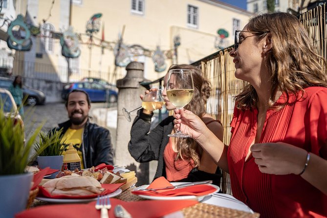 Segway Food Tour of Alfama and Old Town Lisbon - Sé de Lisboa Cathedral: short stop, big timeline