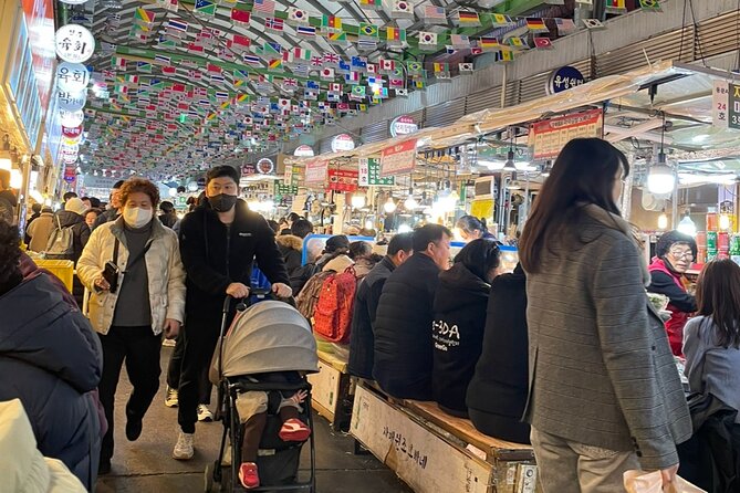 Seoul Fun Food Tour: 12 different food tastings - Ikseon-dong and hanok café time: tea or coffee with a different Seoul vibe
