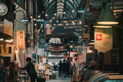 Seoul Night Palace & Market Food Tour with Vehicle - Changgyeonggung Palace at Night: Lighting Plus a Story You’ll Remember