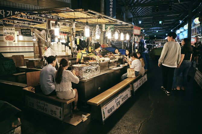 Seoul Night Palace & Market Food Tour with Vehicle - How the Vehicle Transfers Keep the Evening Comfortable