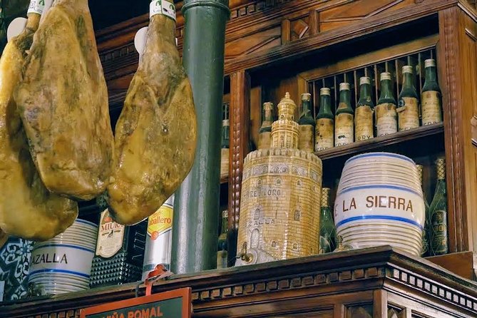 Sevilla Food Tour: Tapas, Wine, History & Traditions - Stop 5: Centro Histórico walking stretch