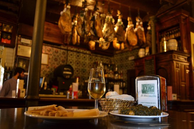 Sevilla Food Tour: Tapas, Wine, History & Traditions - Walking through Sevilla’s old lanes (and why the route matters)
