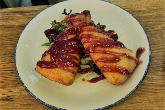 Seville Food Tour: Tapas, Drinks and Delights with a Local - Plaza del Salvador Finale: Churros with Chocolate or Summer Ice Cream