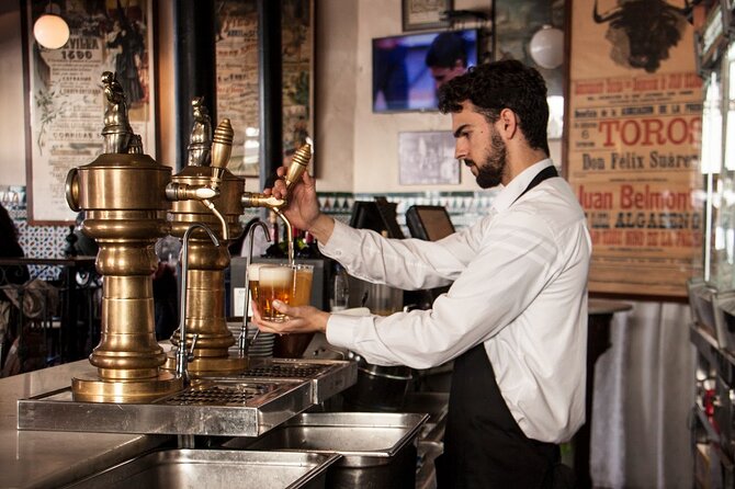 Seville Food Tour: Vermut, Churros & 10+ Tasty Local Dishes - Parque de María Luisa architecture break: Neo-Mudéjar with a Renaissance wink