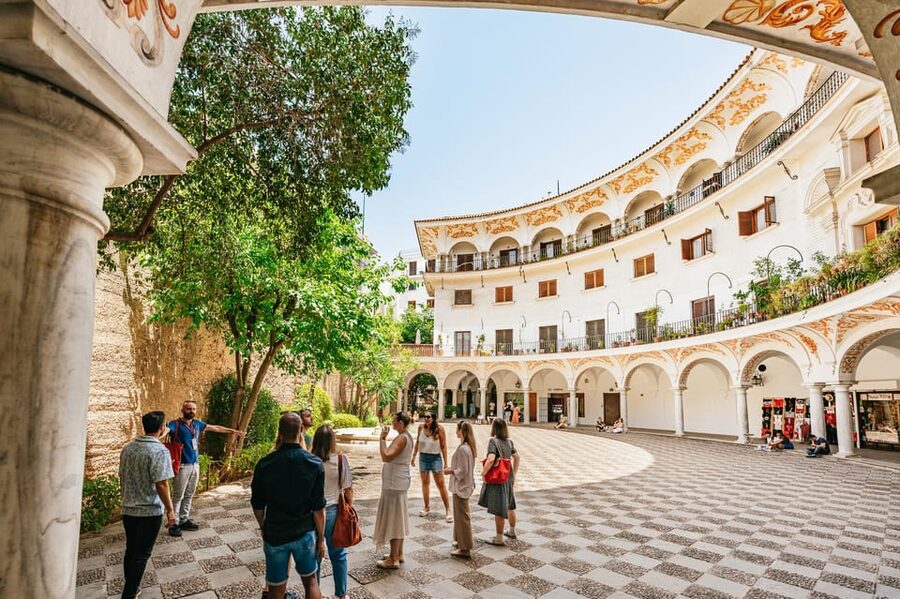 Seville: Tapas, Taverns and History Guided Walking Tour - Las Teresas: Jewish Quarter tapas with Iberian ham and sweet vermouth