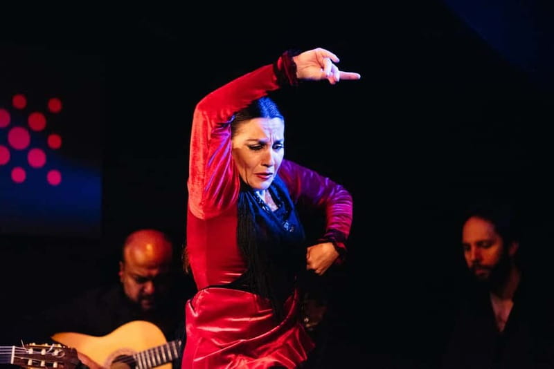 Seville: Tapas Walking Tour with Traditional Flamenco Show - Your Starting Point: Fuente de Mercurio or Maestro Marcelino