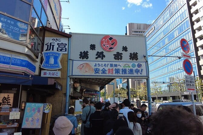 Shinjuku: Food Tour – 15 Dishes & 3 Drinks at 4 Eateries - The Fourth Eateries and the Full Menu Spread