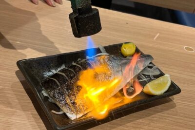 Shinjuku: Food Tour – 15 Dishes at 4 Eateries - Kabukicho Food Stop: Entertainment-District Energy Meets a Real Restaurant