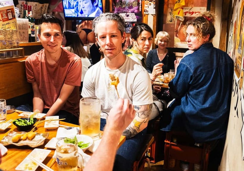 Shinjuku: Food Tour - 15 Dishes at 4 local eateries - How the Guide Makes the Night Feel Easy (Even If You’re Not a Menu Pro)
