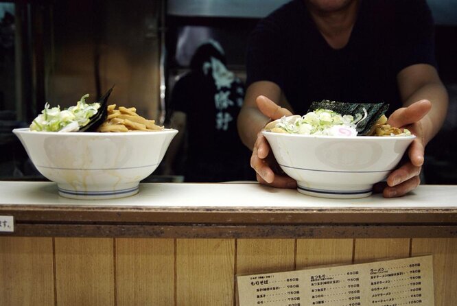 Shinjuku Izakaya Food Tour - Key points worth showing up hungry for